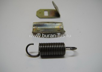 Замок кожуха двигателя